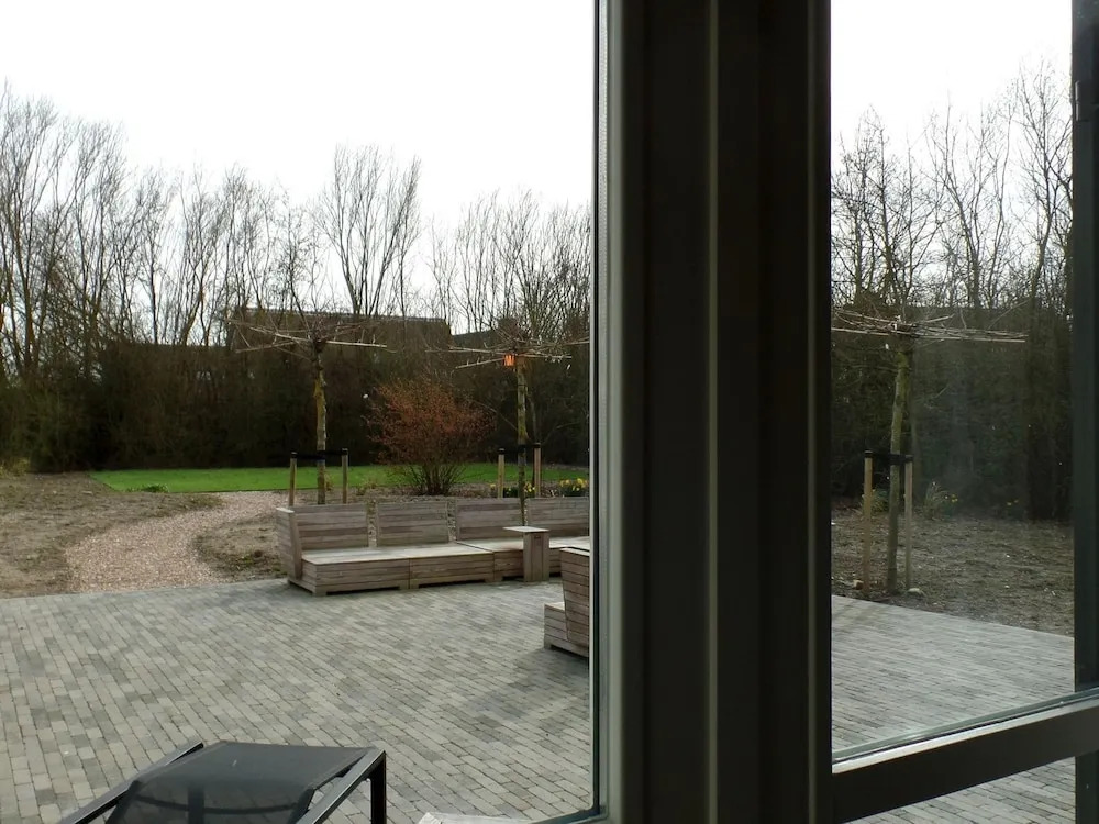 Beautiful Detached 10 Person House Within Walking Distance of the Beach in Ouddorp