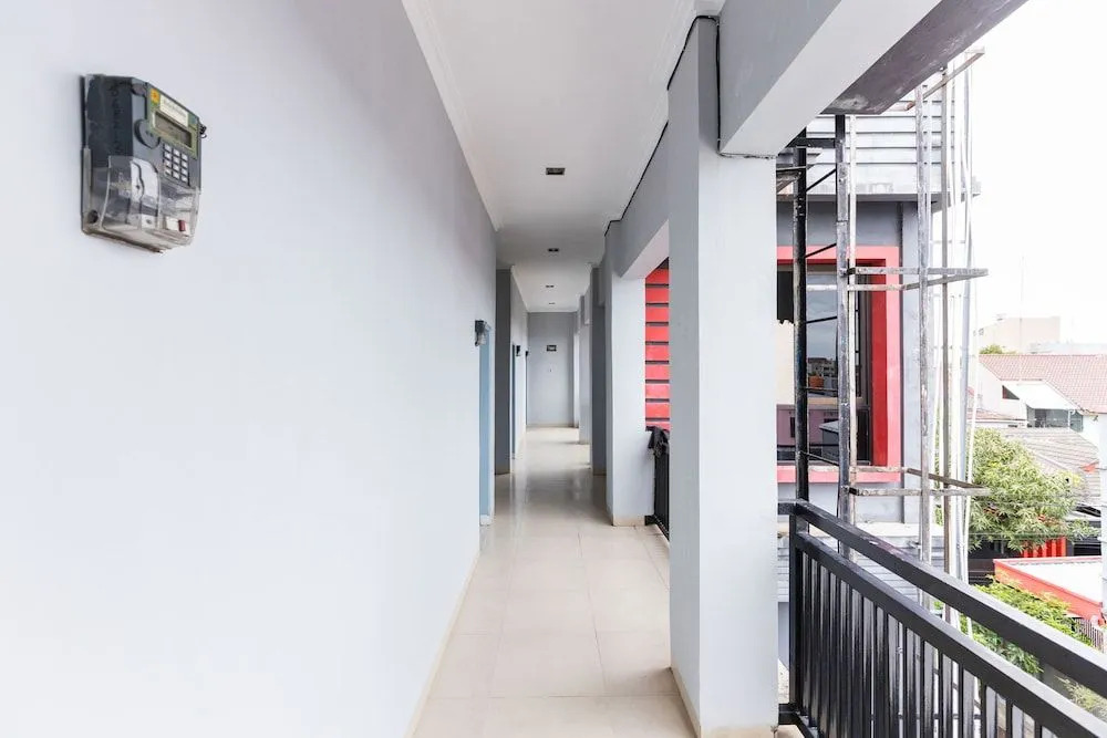 SPOT ON 2433 Pondok Akuanna
