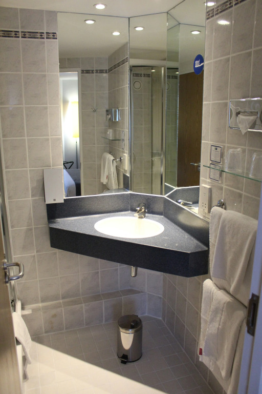 Holiday Inn Express London Croydon by IHG