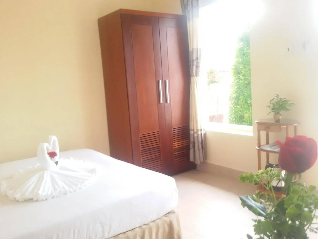 Tây Hồ Hotel