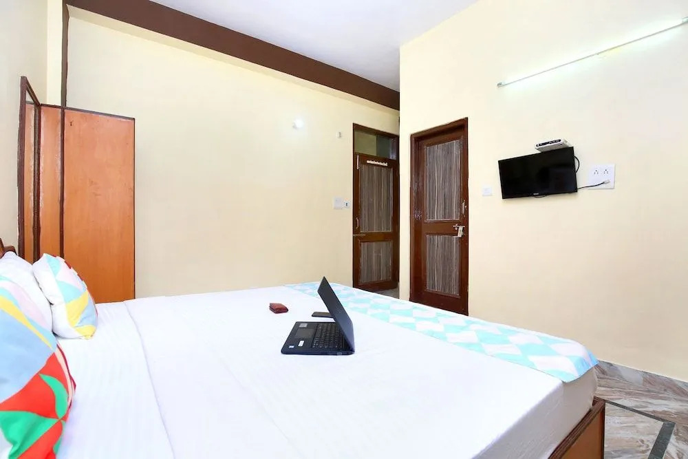 OYO 19173 Home Cheerful Stay Dhalli
