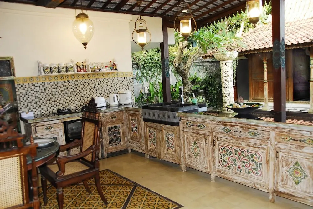 Villa With 3 Bedrooms in Kabupaten Badung, With Private Pool, Enclosed