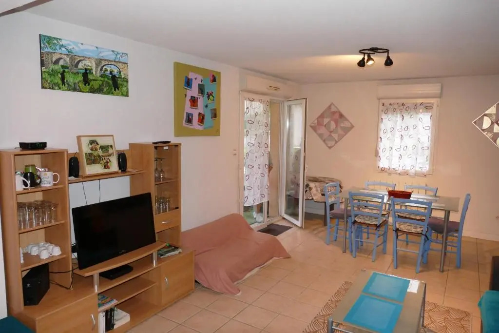 Carcassonne T3 résidentiel rez de jardin piscine, wifi, tennis, fitness