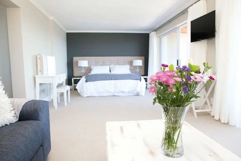 Seabreeze Luxury Two Bedroom Penthouse