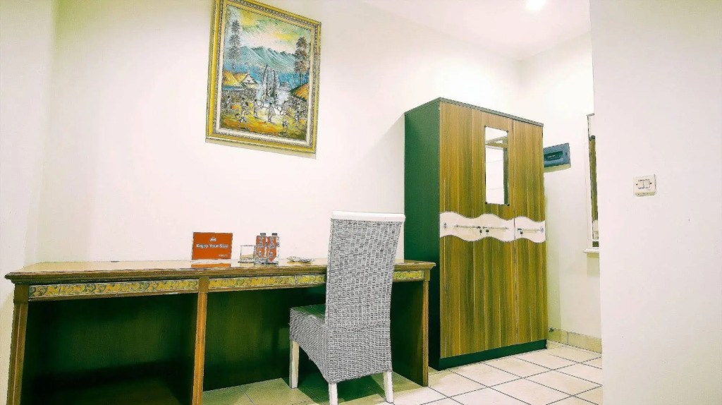ZEN Rooms Cipedes Tengah