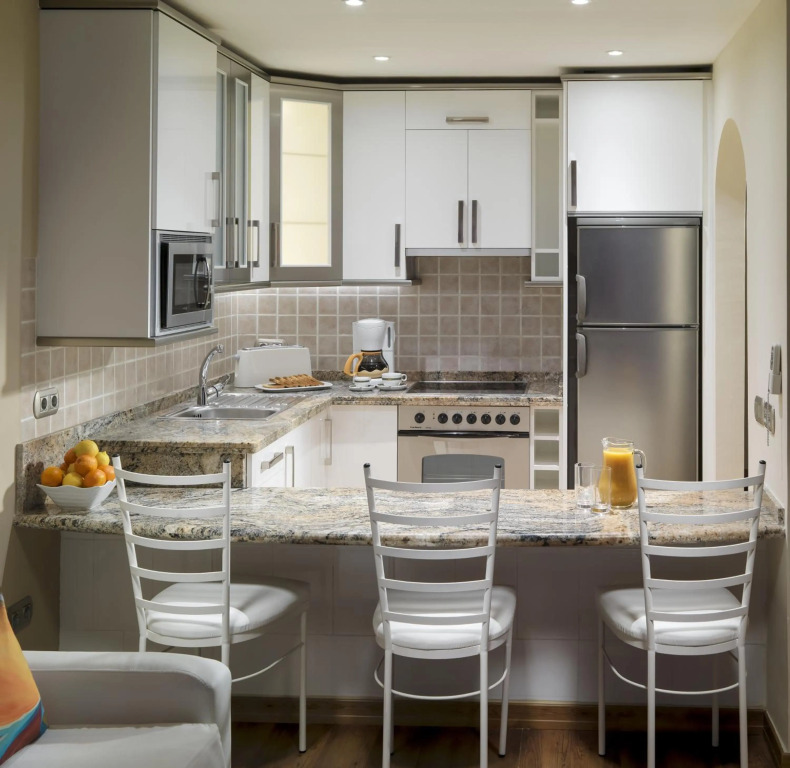 Regency Torviscas Apartments and Suites
