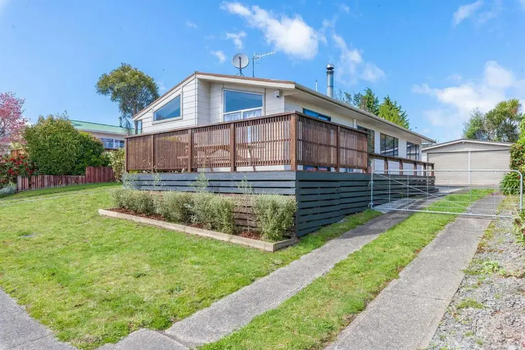 Wendy’s Bach - Taupo Holiday Home