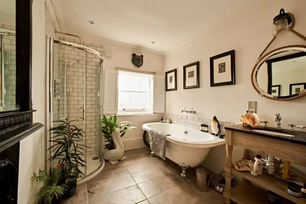 Central London Superb 4 Bedroom 18th Century Townhouse