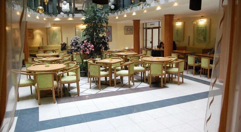 Hotel Tryavna Complex