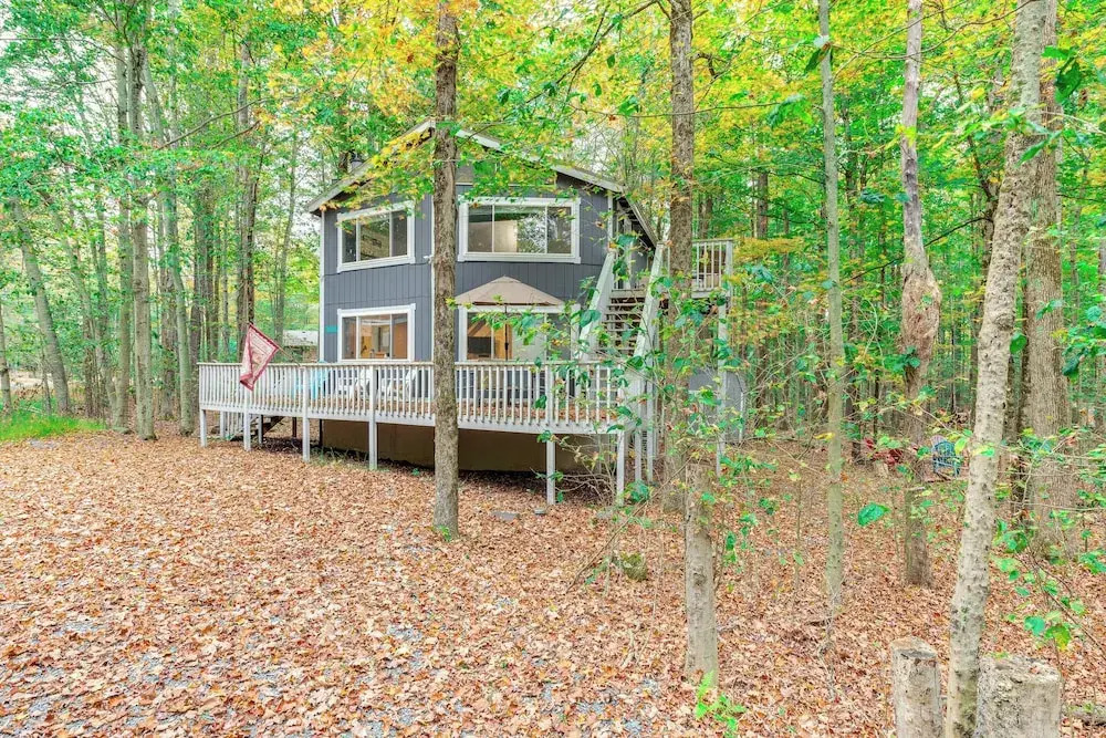 Home w/ Hot Tub & Arrowhead Lake Community Perks!