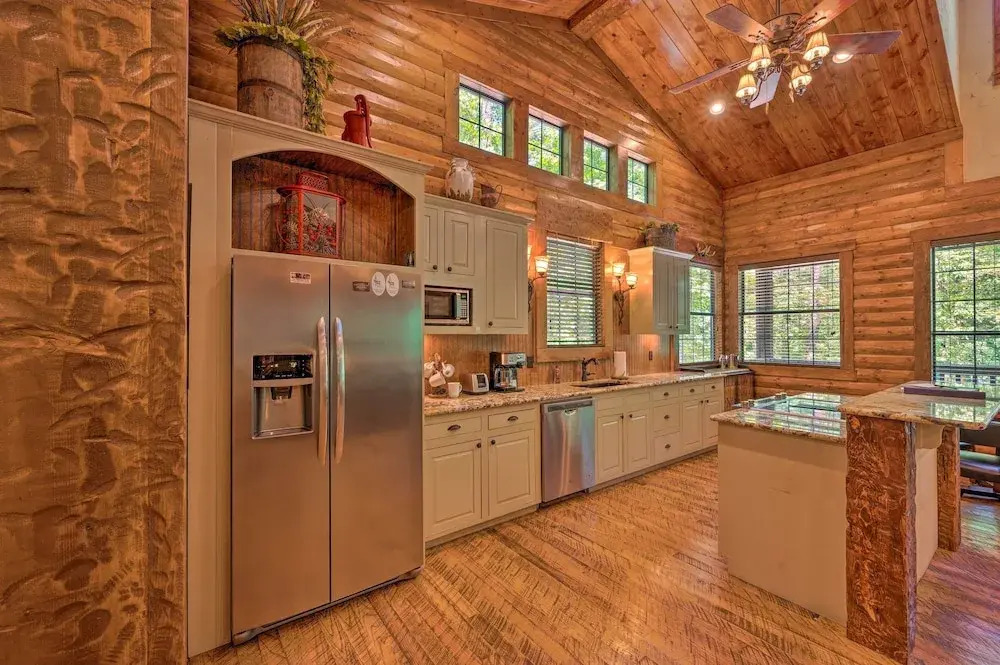 Catcha Fallin Star - 2 Bedroom Suites & Fire Pit