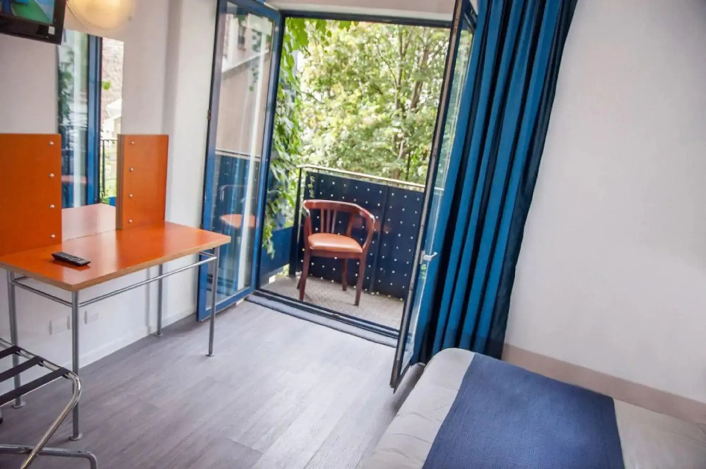 Solar Hotel
