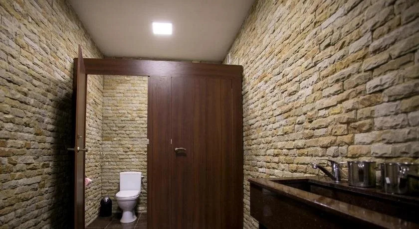 Hotel One