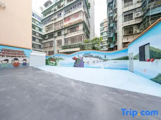 Yaster International  (Chaozhou Ancient City Archway Street Branch)