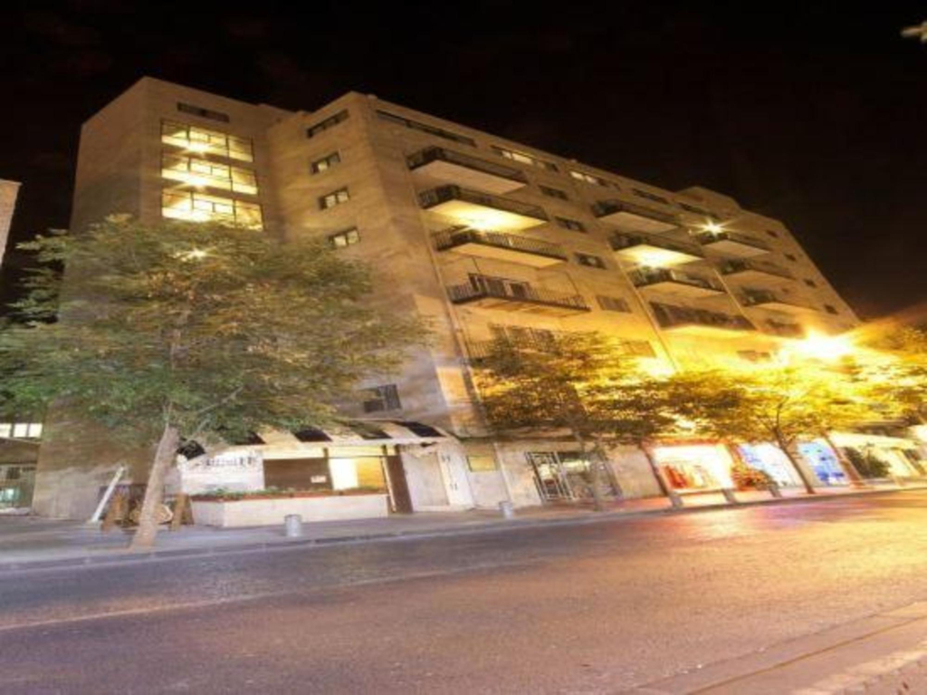 Hillel 11 Hotel