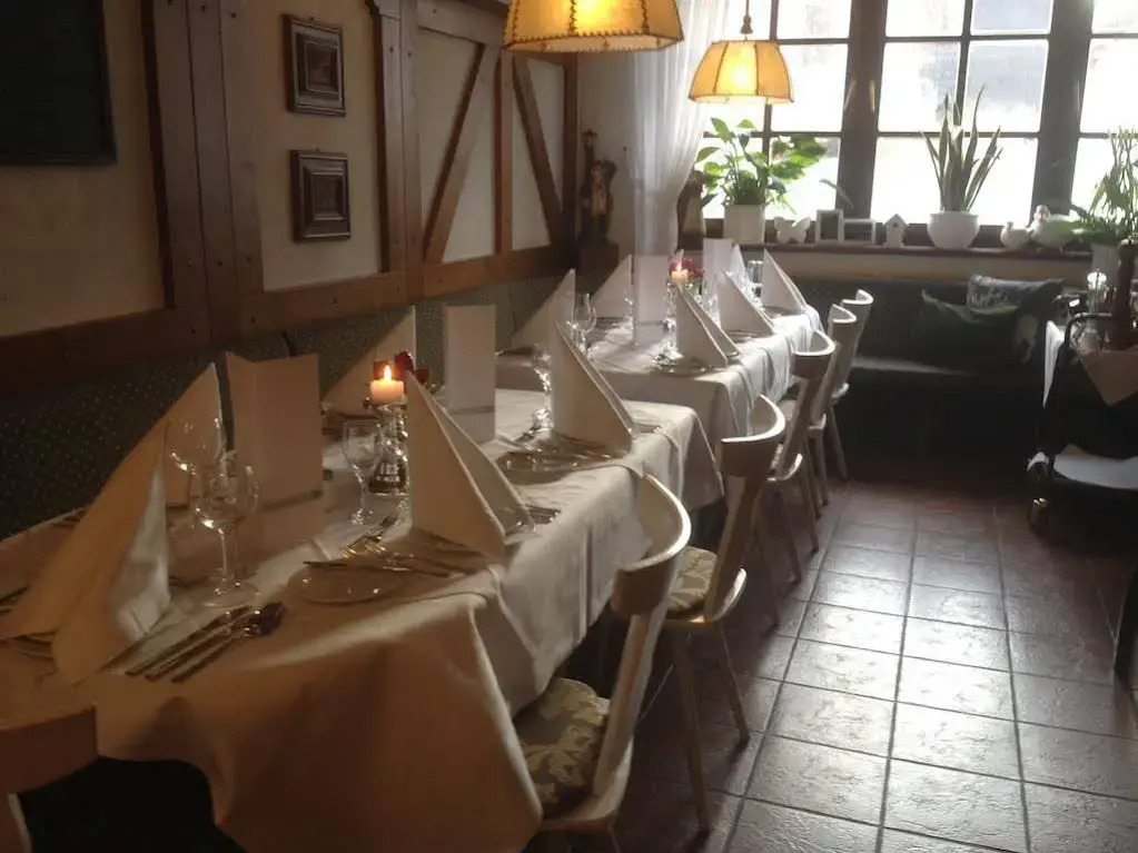 Hotel und Restaurant -Gasthaus Zur Pfalz