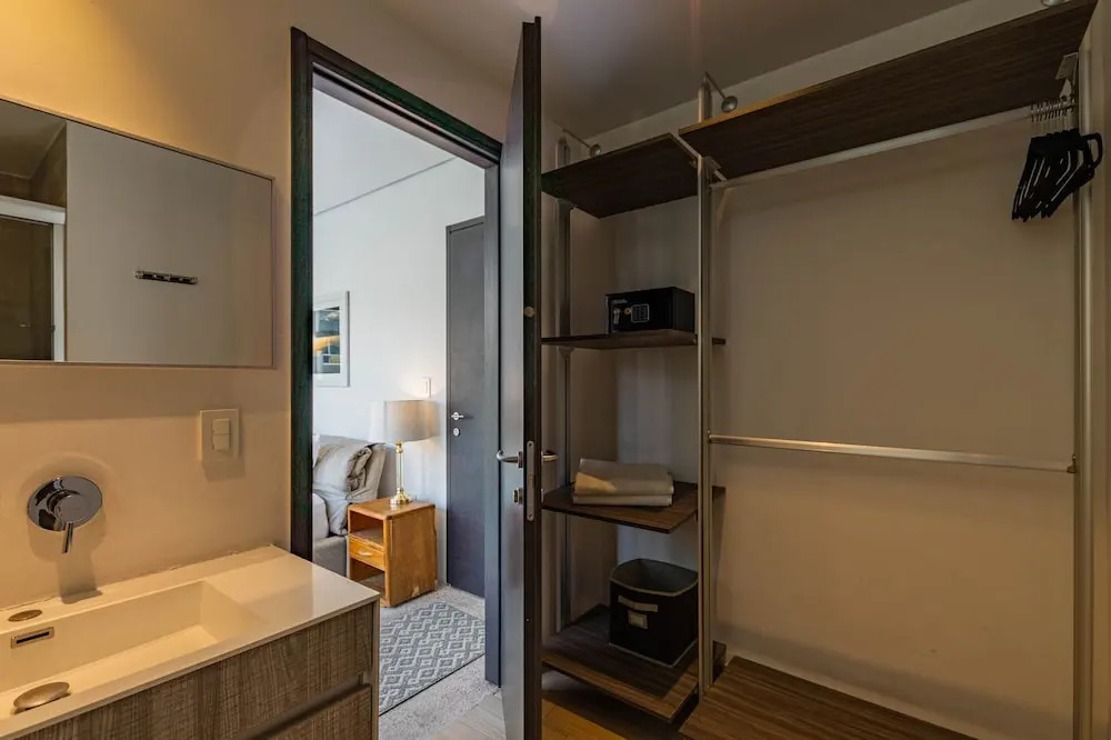 Alure 1311 in the Heart of La Roma Norte