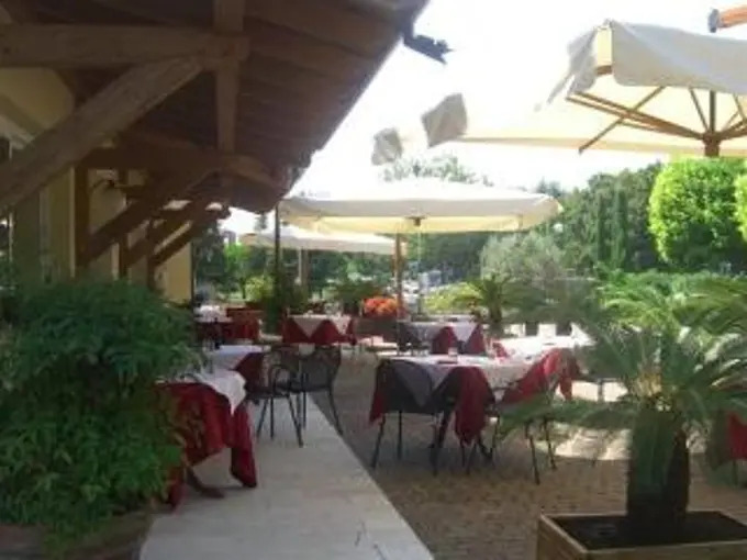Hotel Dorè