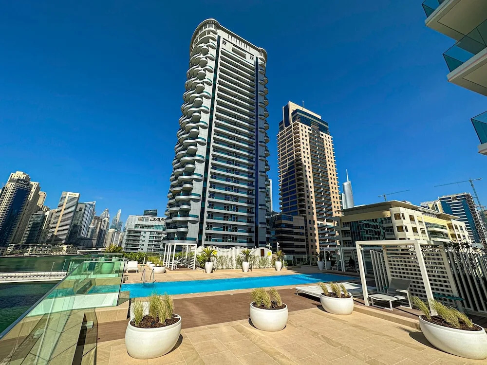 Marco Polo - Stunning 2 BR With Marina Views | Huge Pool & Gym