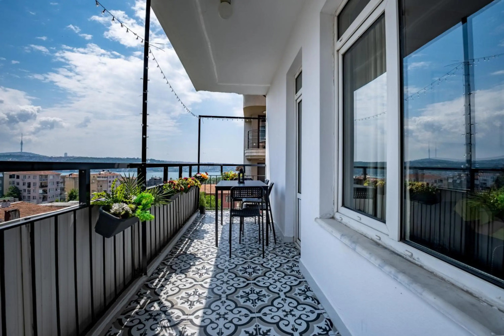 Spacious 2 Bedroom with Panoramic Bosphorus view