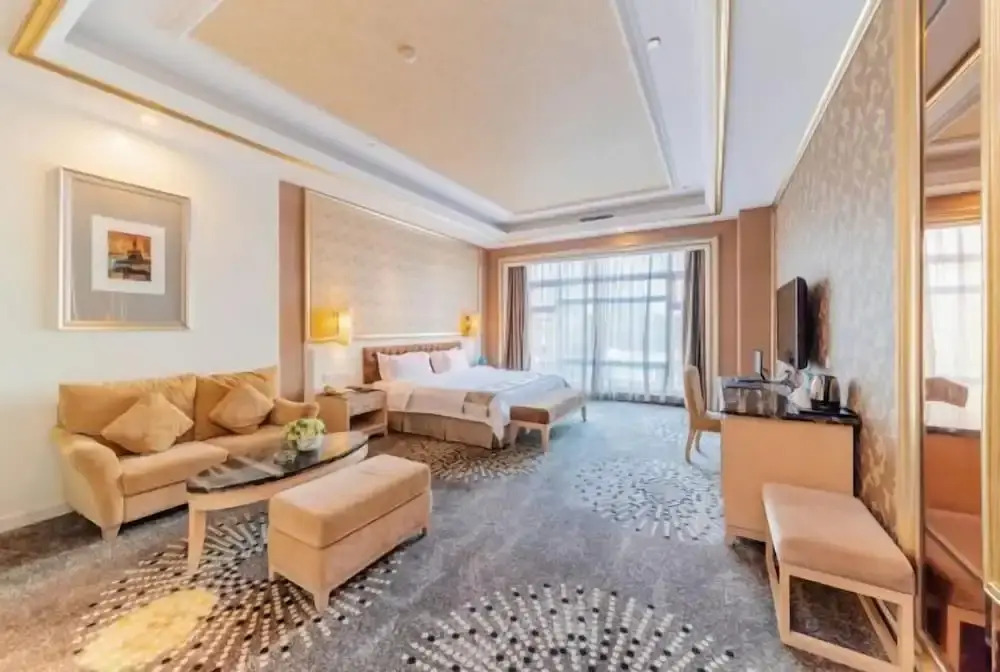Dongguan Silver Holiday Hotel
