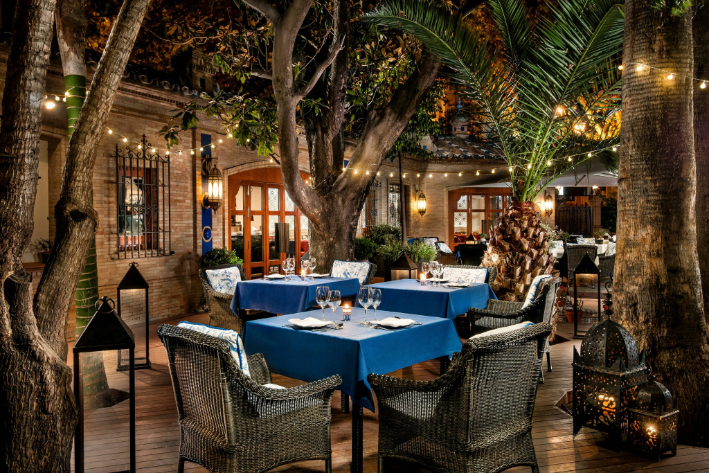 Отель Alfonso XIII, a Luxury Collection Hotel, Seville