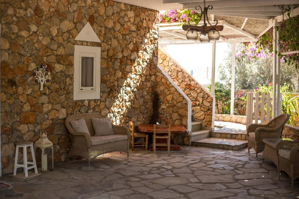 Hotel Irini