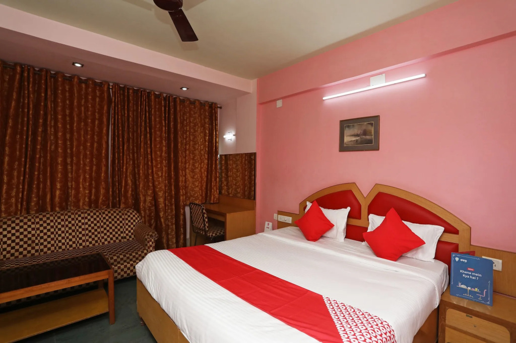 OYO 16159 Hotel Keshari