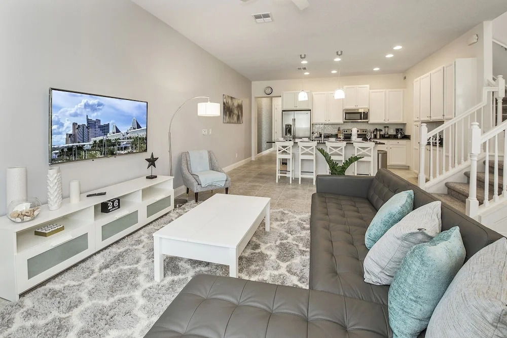 134fr 5 Bedroom Townhouse