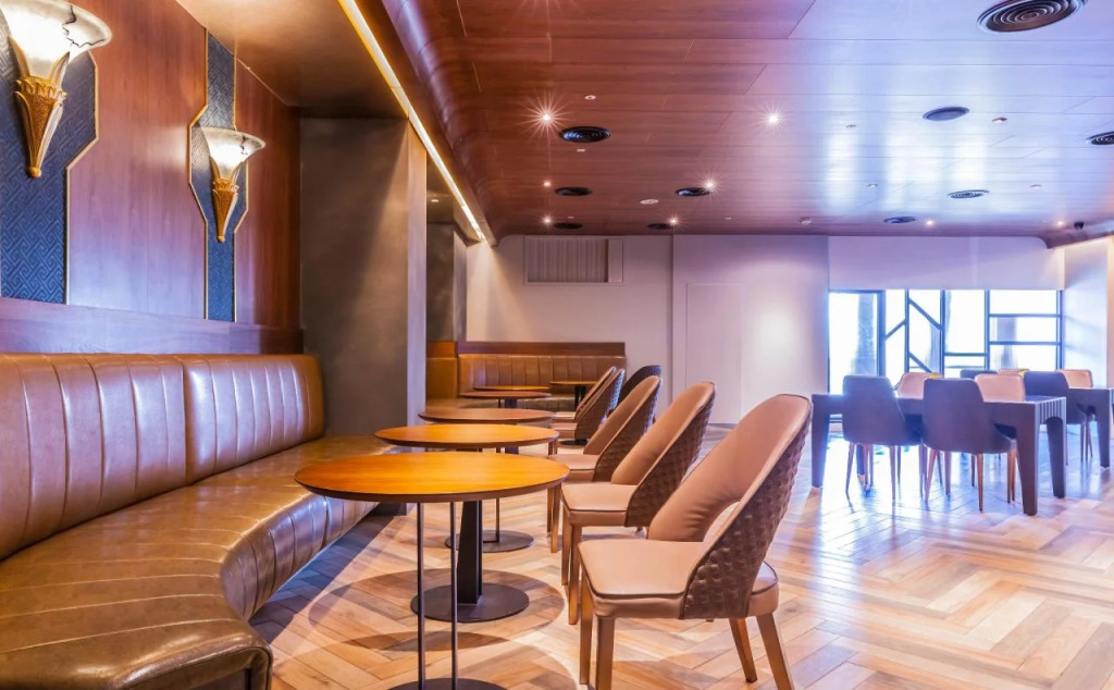 Saint Hostel