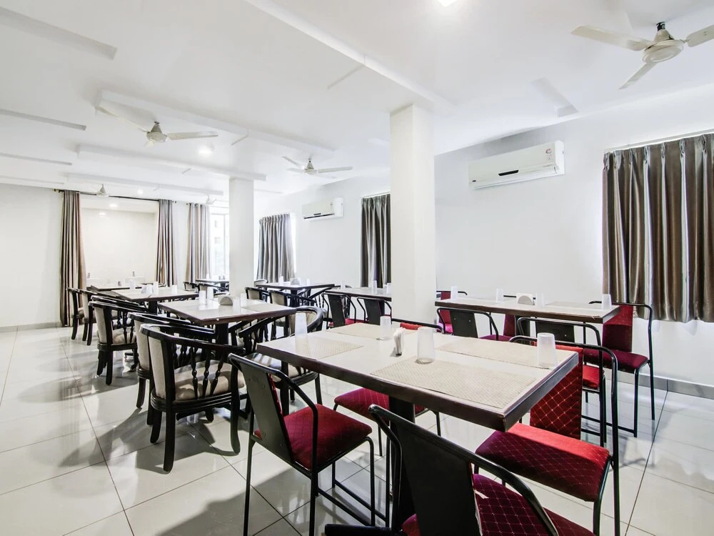 Hotel G Square