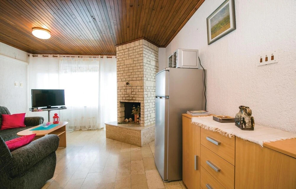 Nice Apartment in Labin With 2 Bedrooms and Outdoor Swimming Pool