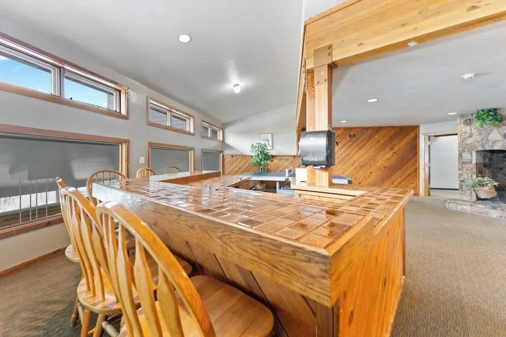 Buffalo Ridge Village #203, Building AA