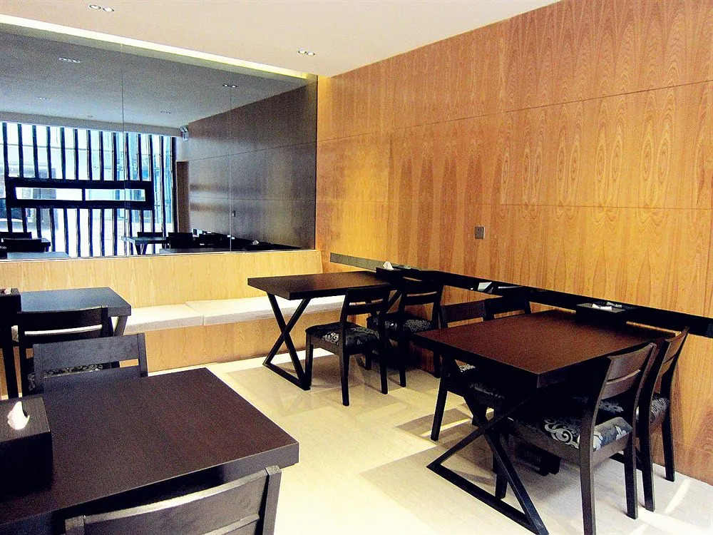 Super 8 Hotel Chongqing Da Li Tang
