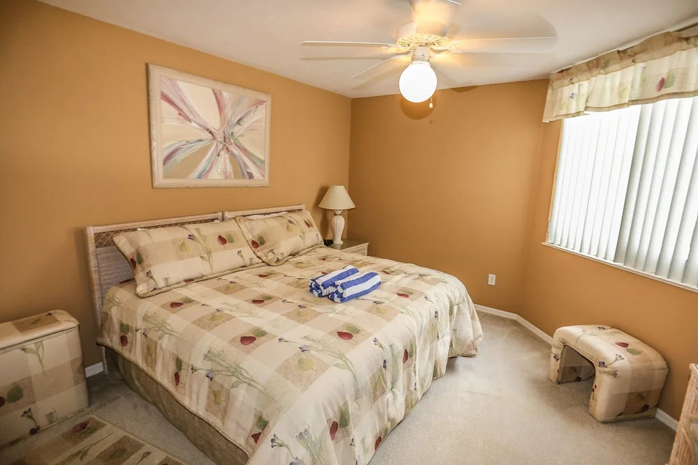 Ocean Harbor 102A