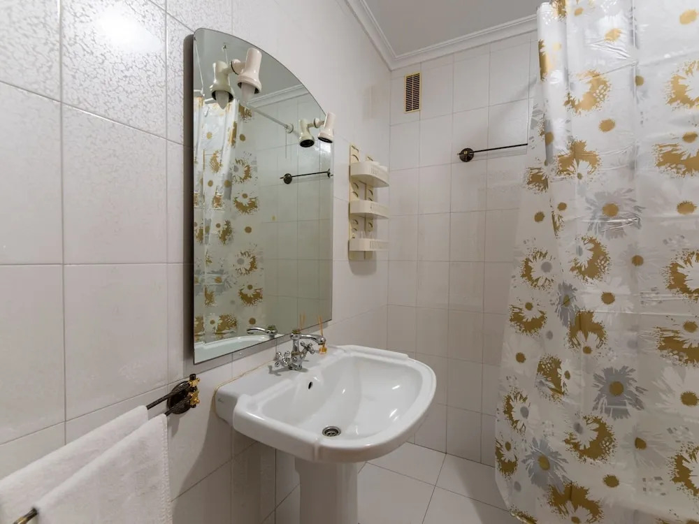 Lovely Apartment in Ribadeo near Playa de Penarronda