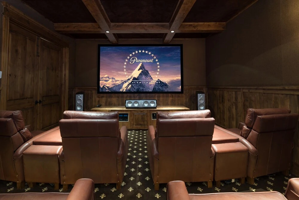 THE Pinnacle by Exceptional Stays