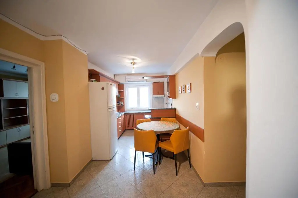 Ta'arof Apartment