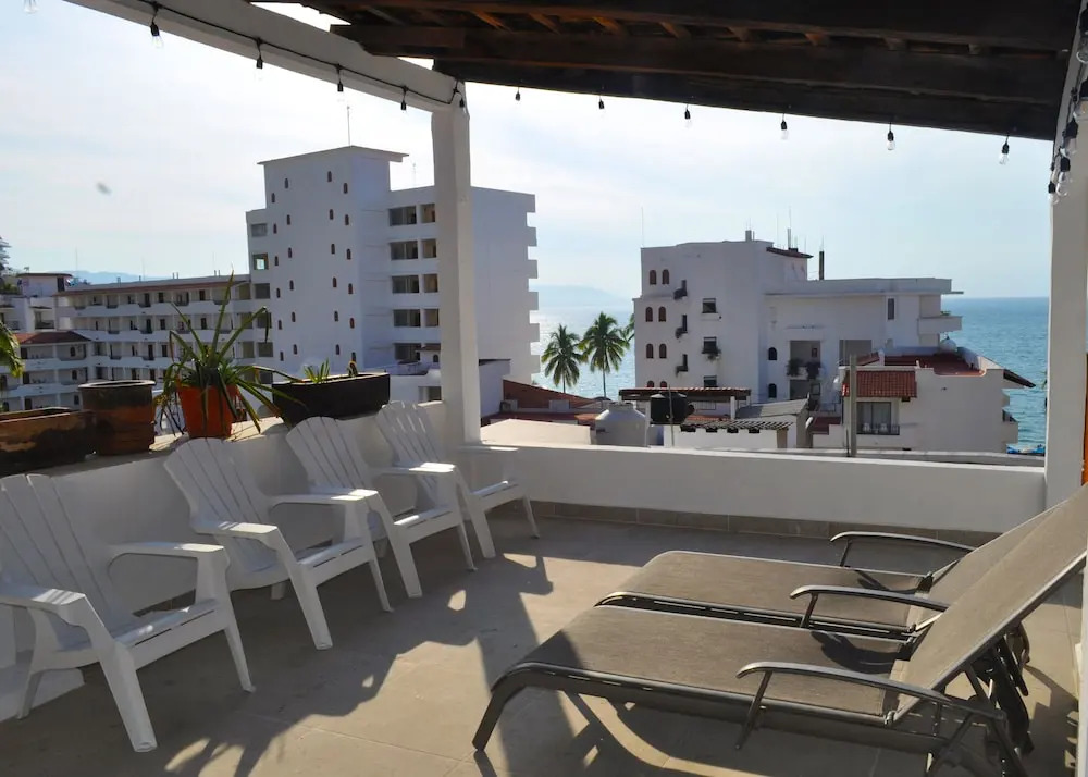 Pilitas Rainbow Hotel & Suites