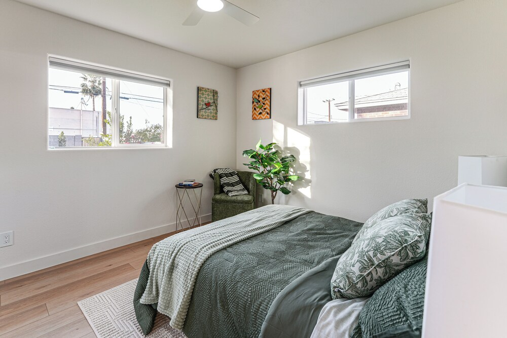 Shop, Swim & Explore: Updated Phoenix Home!