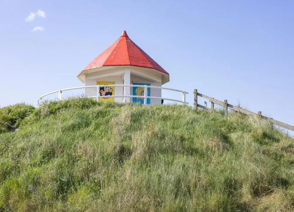 Villa in Wenduine near the Beach