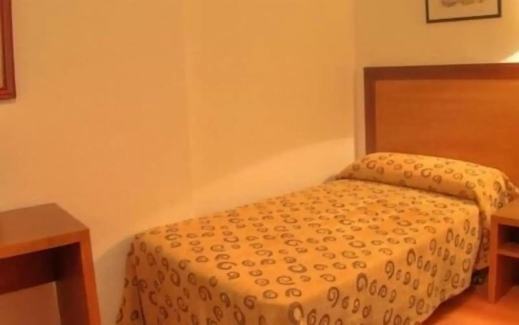 Hotel Torrezaf
