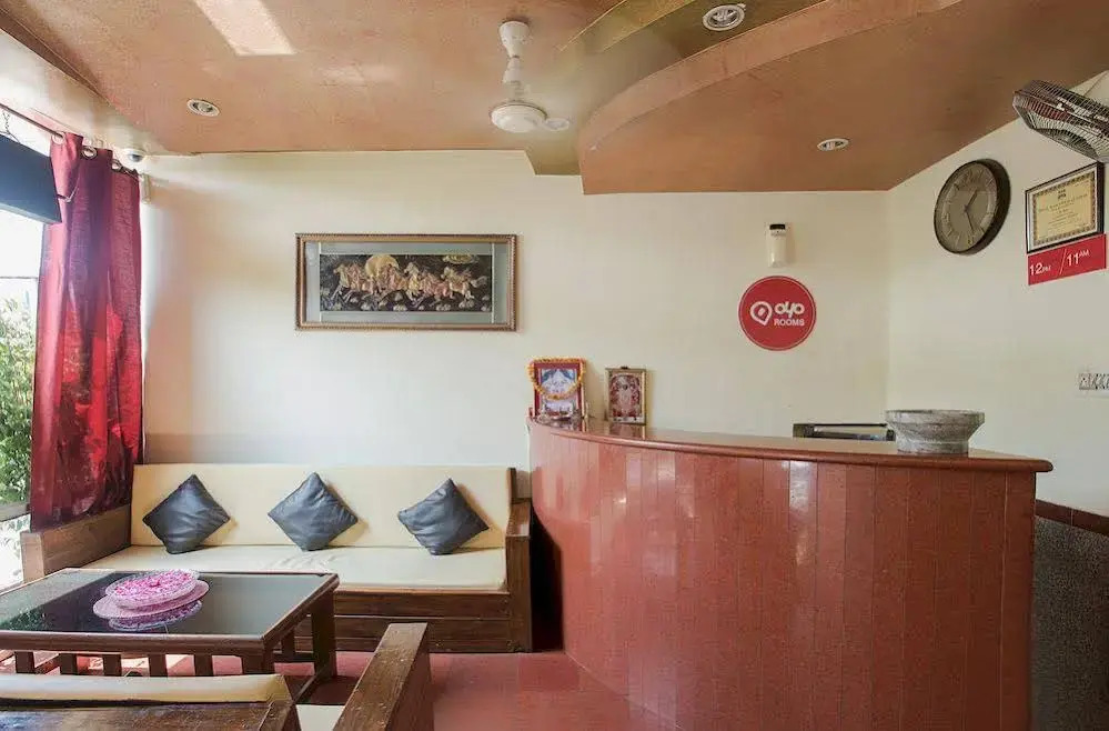 OYO Rooms Raja Park