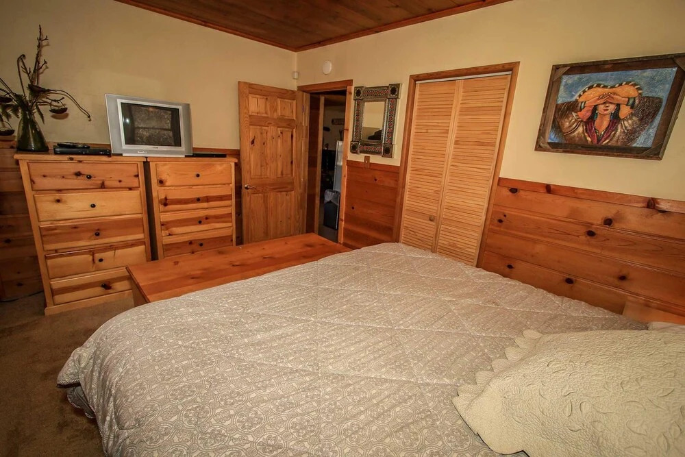 Little Bear-1079 by Big Bear Vacations