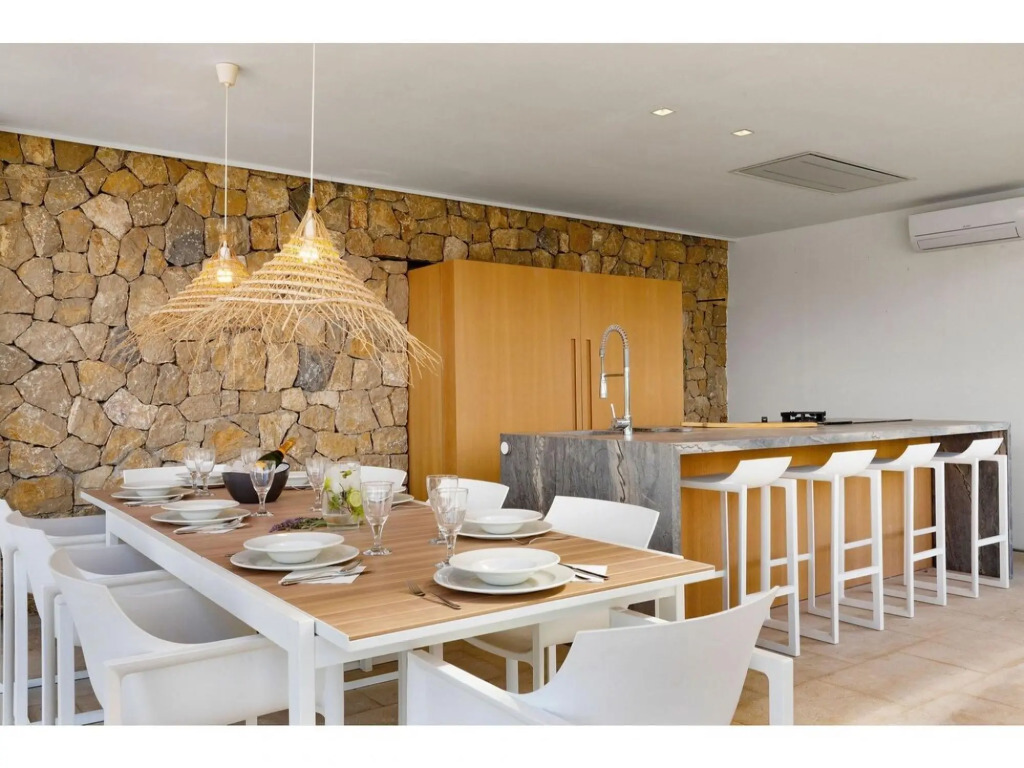 Luxurious country house with pool in Inca for 8 people
