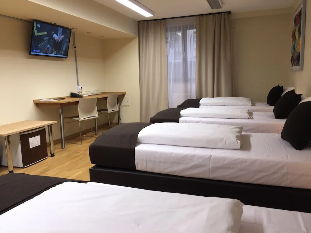 Lloyed Hotel
