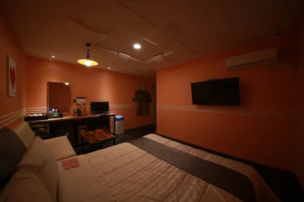 Hotel Nine