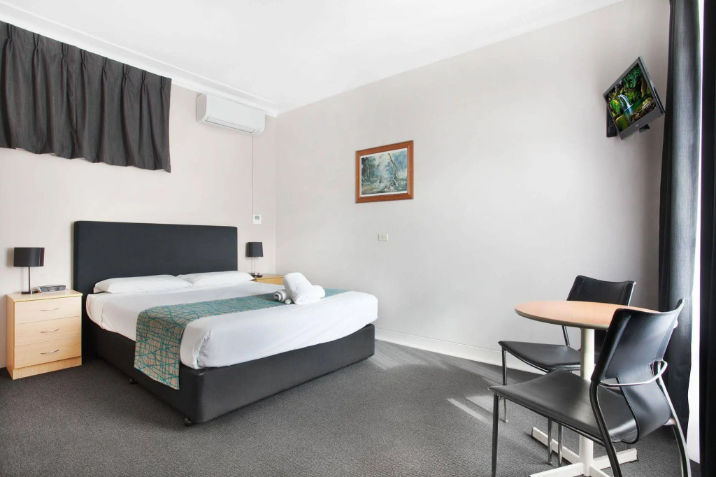 Gateshead Tavern & Motel