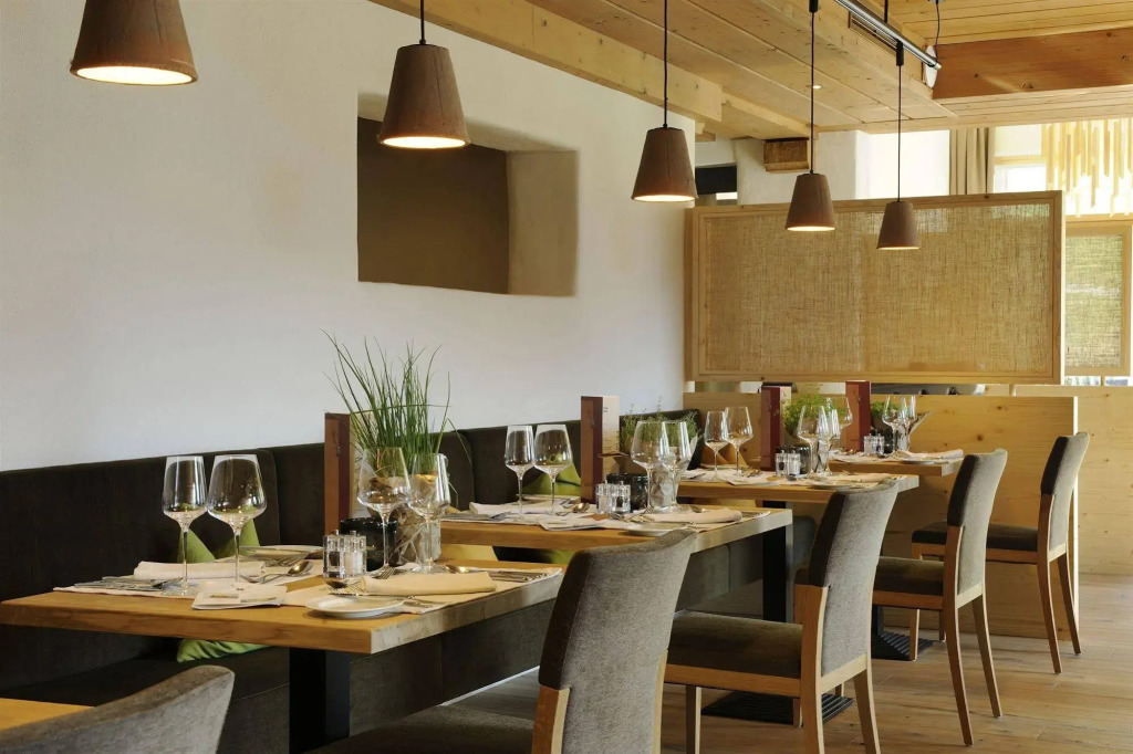 Holzhotel Forsthofalm