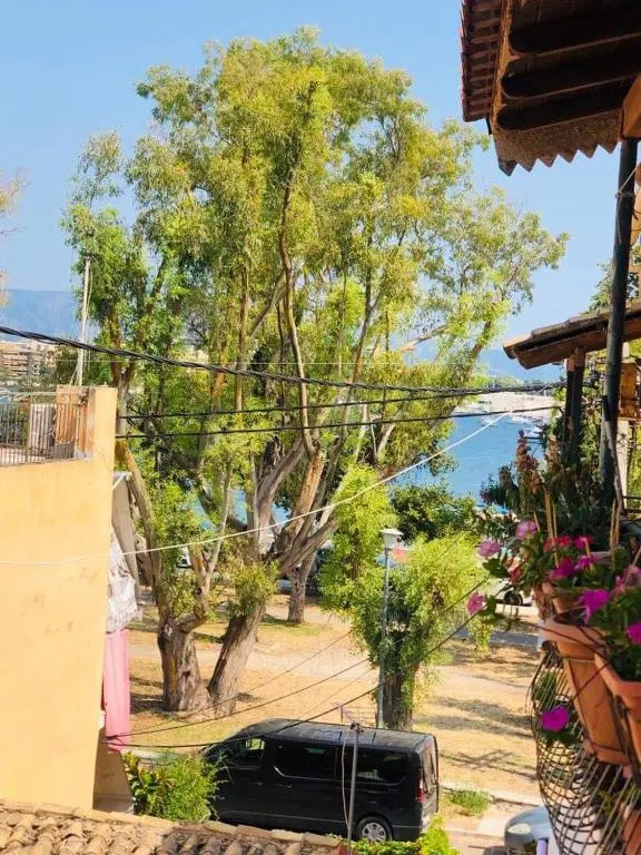 Lovely 2 bedroom condo in Corfu Anemomilos
